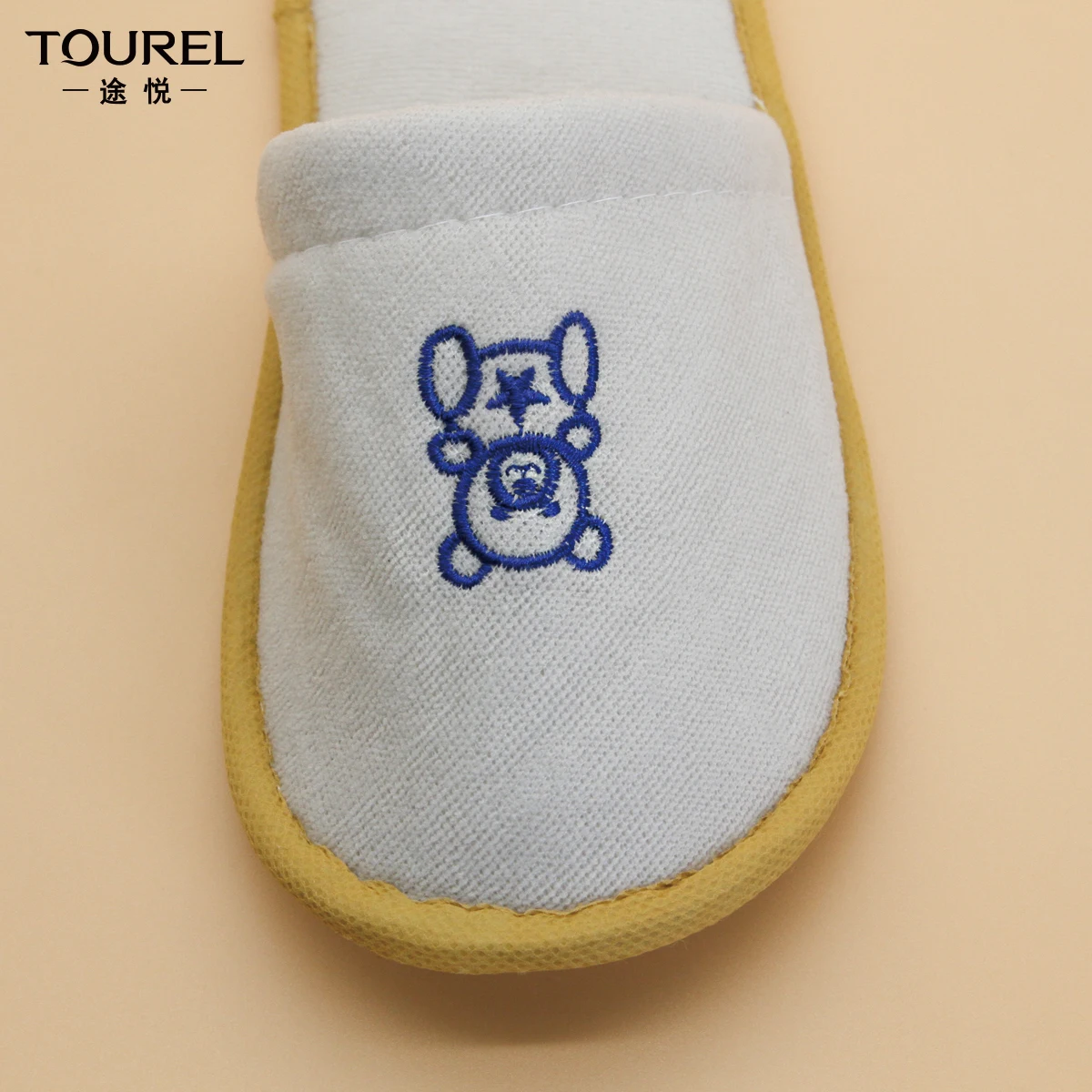 Personalised Hotel Bathroom Disposable Closed Toe White Coral Fleece Eva Sole 29x11cm Slipper For Adult