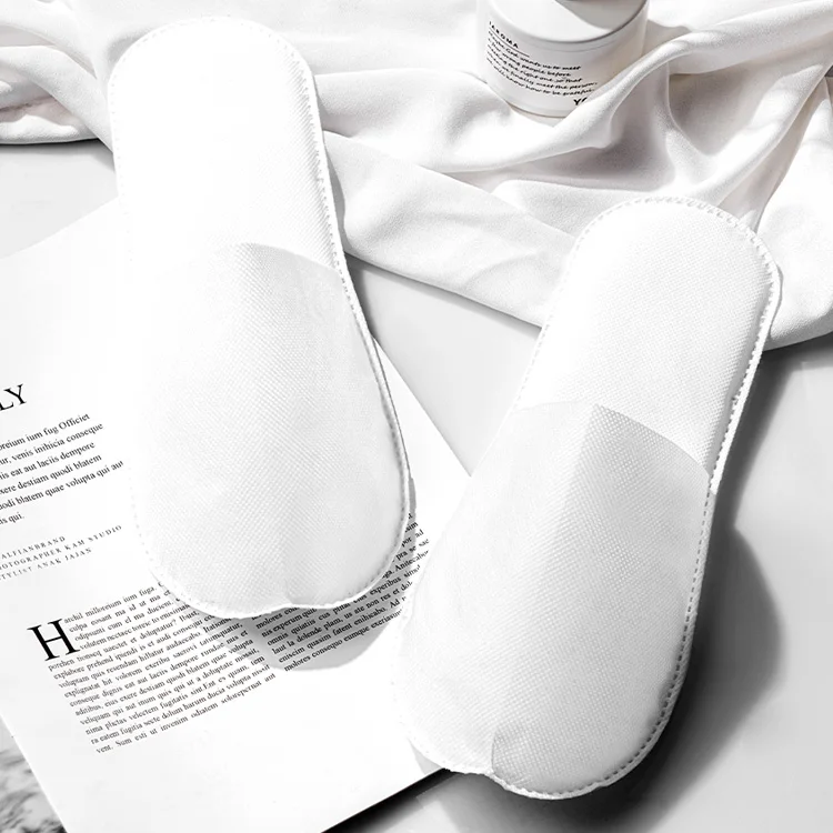 Latest Cheap Personalized Hotel Spa Disposable Slippers For Men Women Eco Degradable Anti-slip Sole Customizable Colors