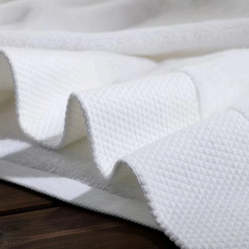 Lot de 2 serviettes en coton de style turc à séchage rapide 60 X 30 pouces, serviette de visage légère et polyvalente à conception compressée