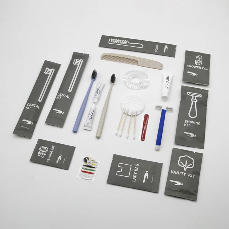 Ensemble d'articles de toilette miniatures personnalisables pour chambre d'hôtel de la marque de luxe Tourel : shampoing et gel douche, écologique, certifié ISO, jetable