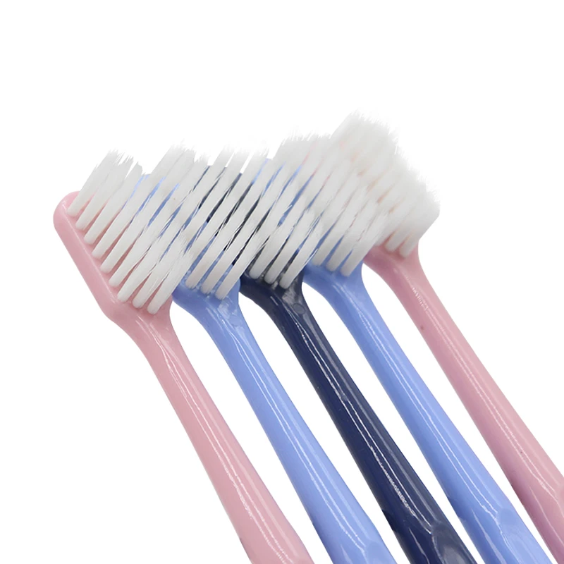 Brosse à dents d'hôtel avec logo personnalisé et brosses à dents jetables à brins souples pour équipements hôteliers