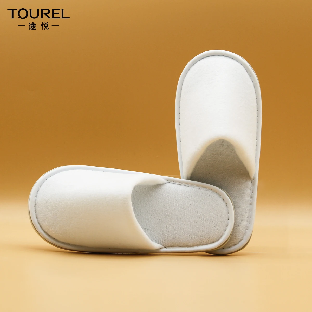 Customized Eco-friendly Coral Fleece Disposable Hotel Slippers Portable 5 Star Hotel