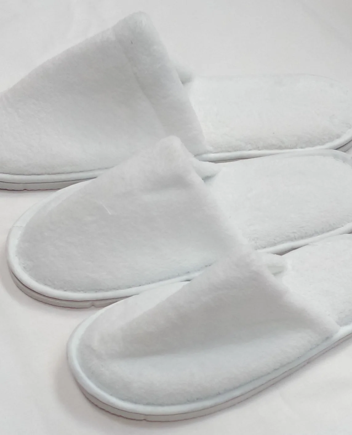 Custom Logo Disposable Hotel Slippers Whole Shaped New Style Non-woven Guest Amenities