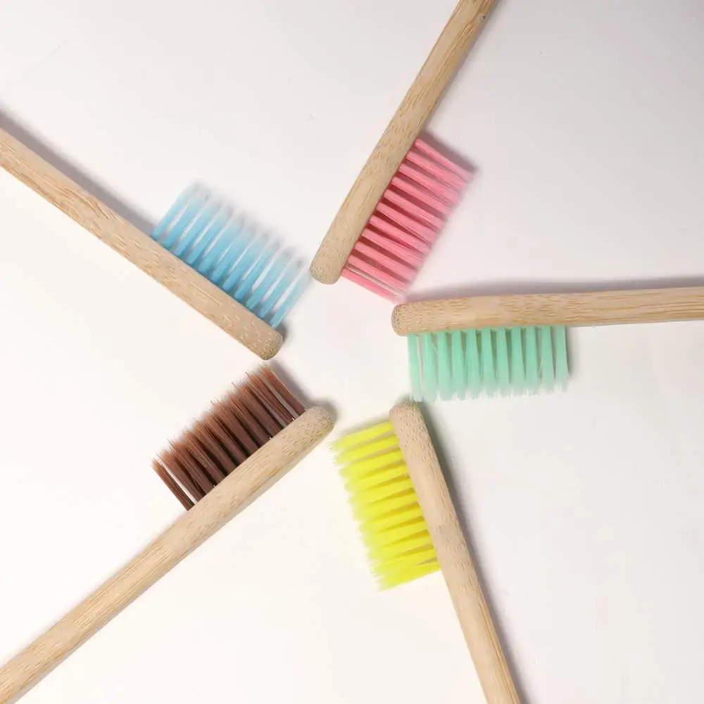 Ensemble brosse à dents en bambou avec étui, nouveaux produits de Chine 2024