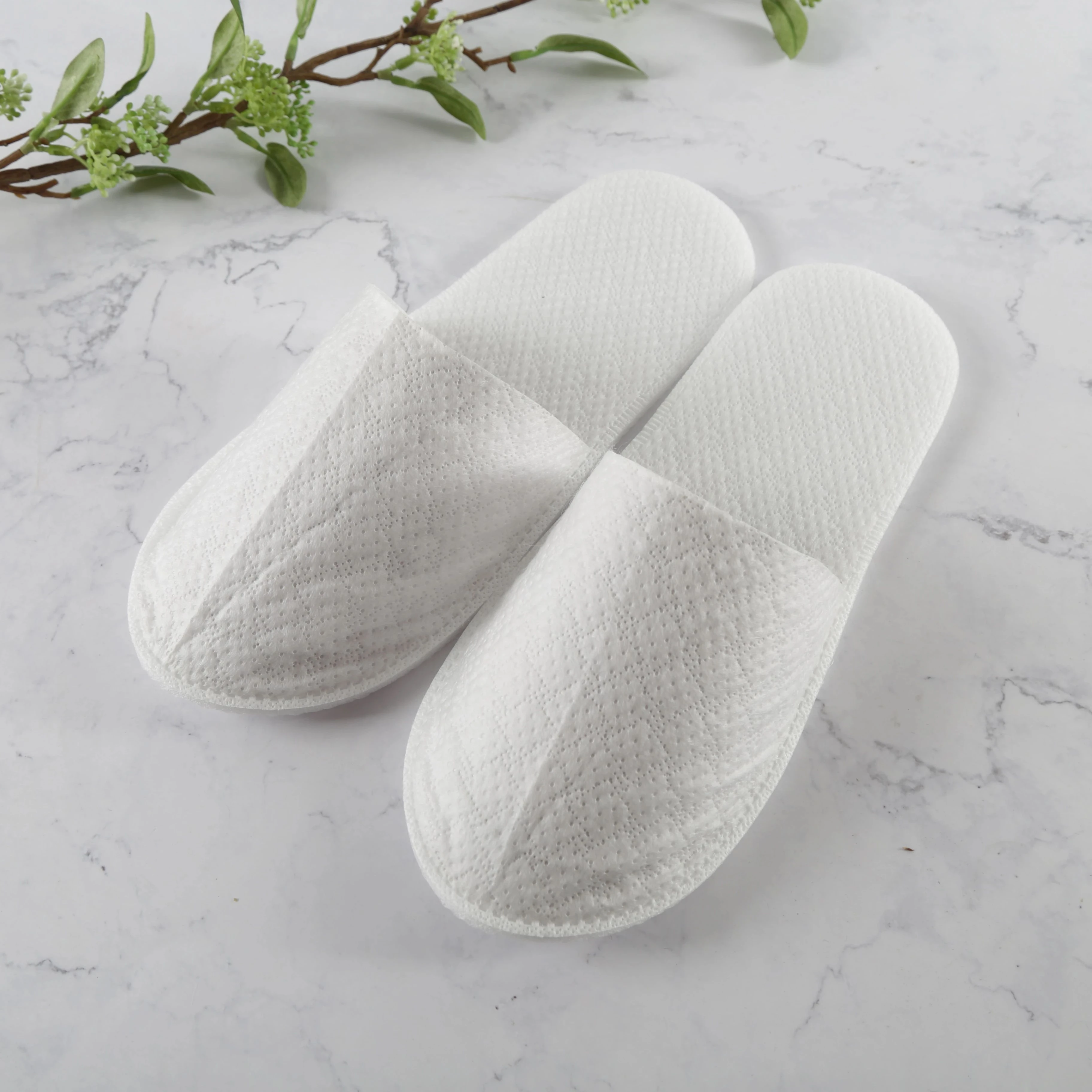 Low Moq Cheap Wholesale Hotel Spa Slippers Eco Biodegradable Plant Fiber Disposable Slippers Hotel Amenities