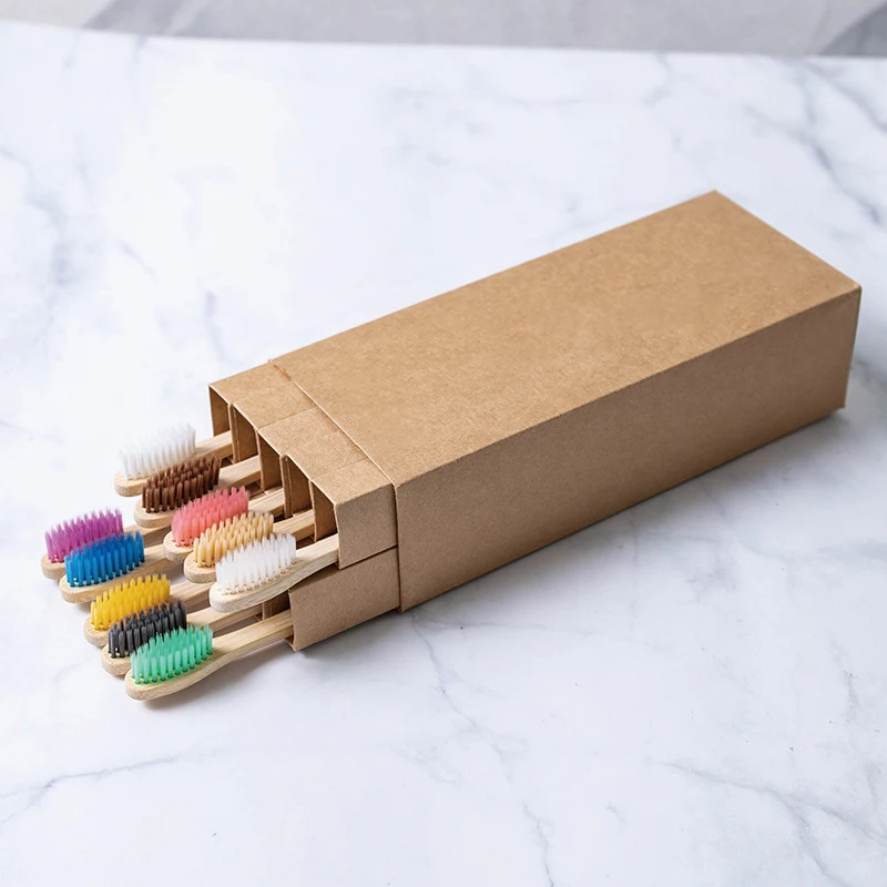 Ensemble de brosses à dents jetables en bambou biodégradable respectueux de l'environnement avec étui en bois pour usage domestique, à poils souples, pour hôtels et voyages