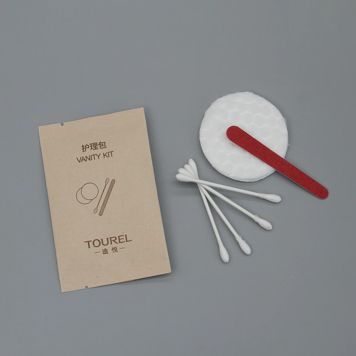 Articles d'accueil personnalisés pour hôtel, bonnet de douche recyclable et autres essentiels en petites quantités