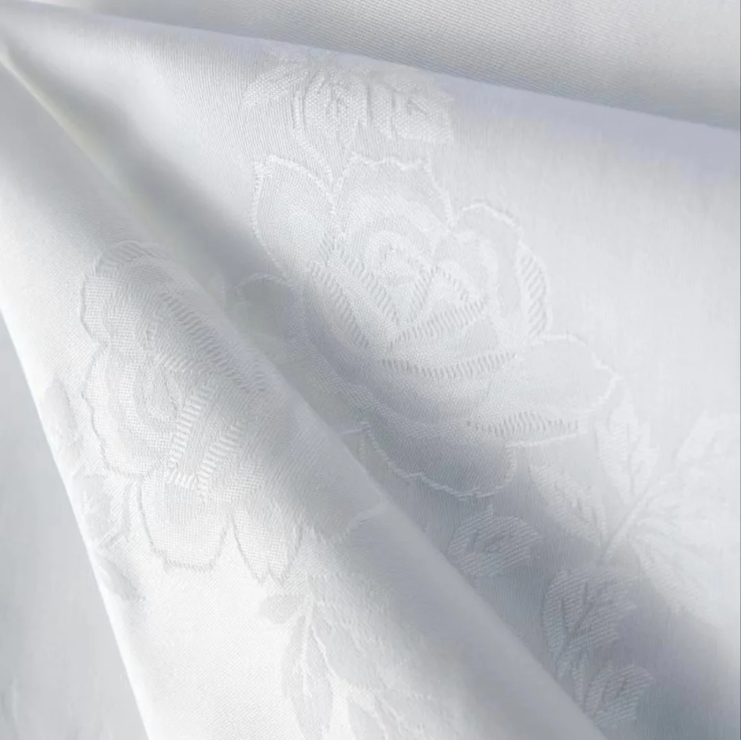 Custom Logo Jacquard Folding White Cotton Hotel Napkin Cloth Soft Absorbent Colored Disposable Dinner Napkins Luxury Restaurant