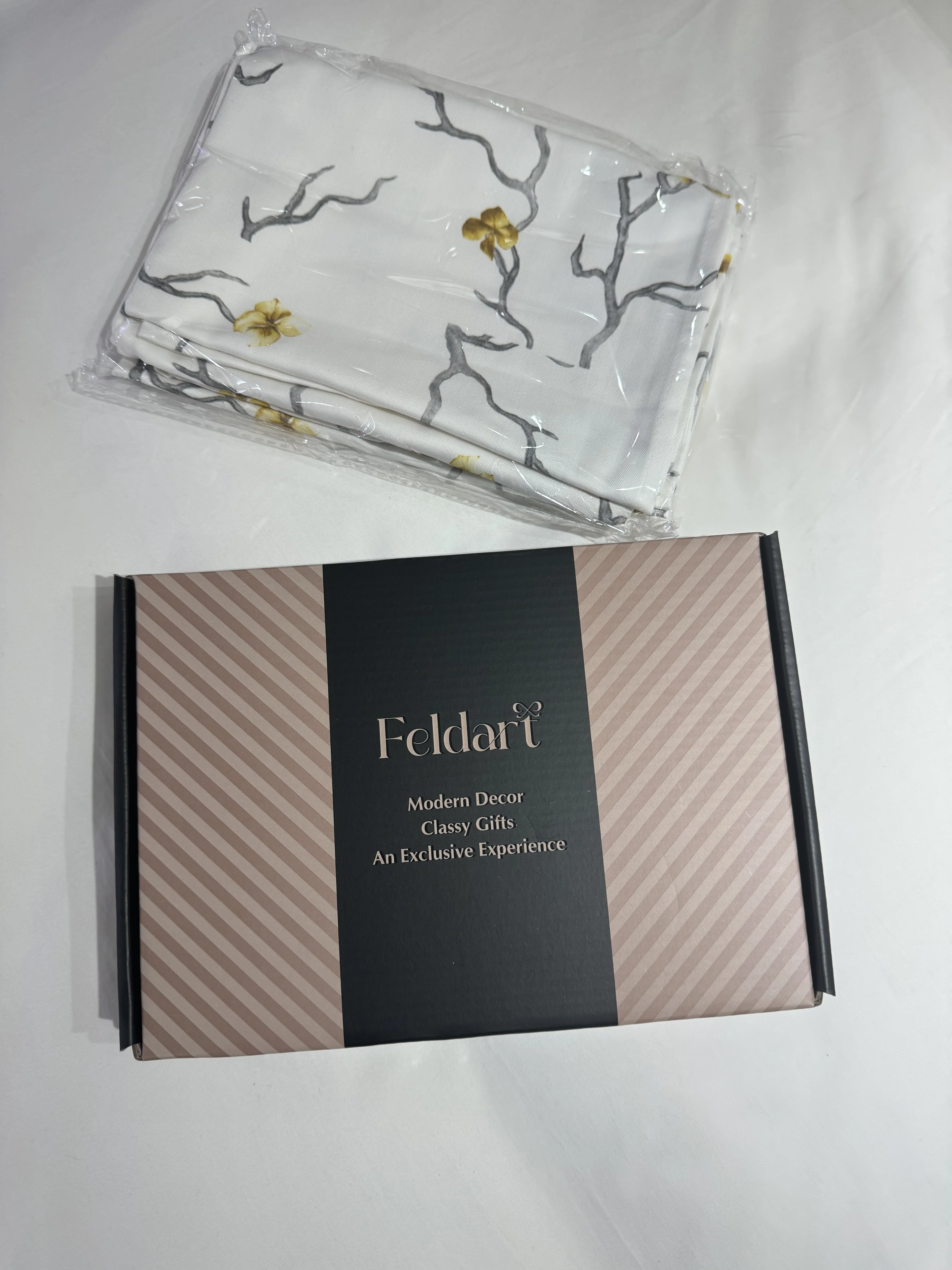 Wholesale 100% Cotton Custom Cloth Napkin Luxury Rectangle Table Napkins Reusable For Wedding Parties And Restaurants