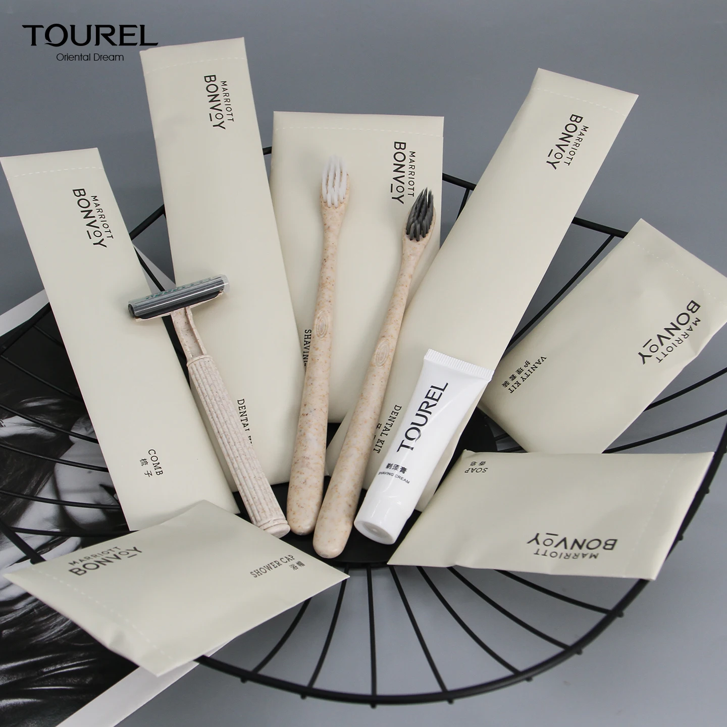 Biodegradable Hotel Amenities Kit Waterproof Stone Paper Bag Custom Logo Luxury 5-star Hotel Supplies Disposable Guest Amenities