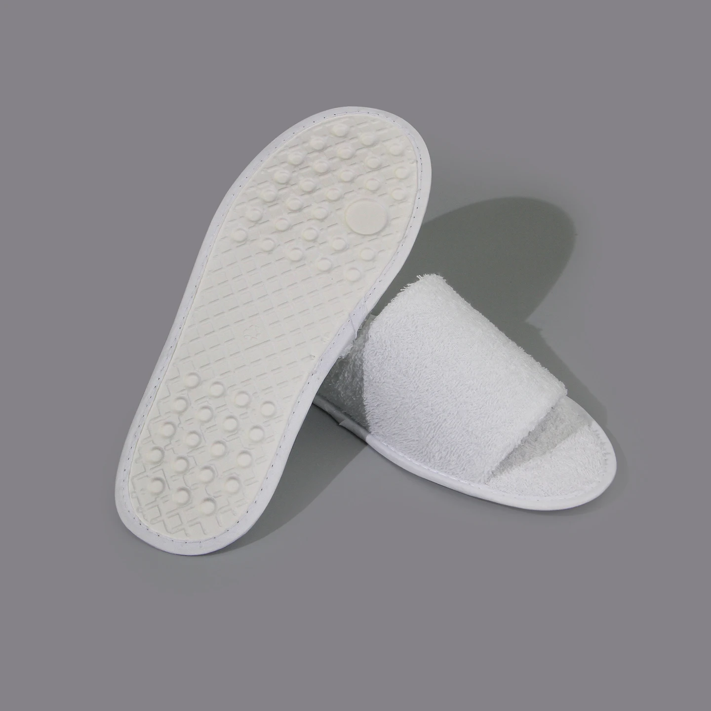 Chausson biodégradable écologique portable avec logo brodé, jetable pour salle de bain d'hôtel, en tissu éponge, lavable, pour spa, bout ouvert, en pulpe de canne à sucre