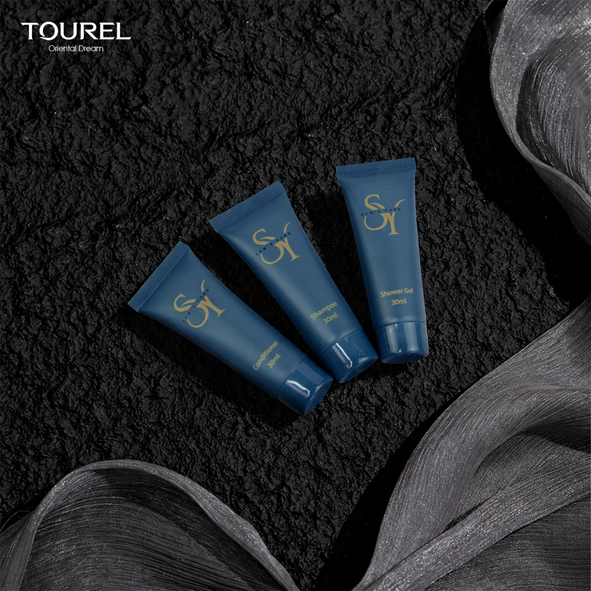 High-end Custom Printed Logo Navy Blue Hotel Amenities Set 5 Star Luxury Disposable Bathroom Toiletries Kit For Guest Rooms