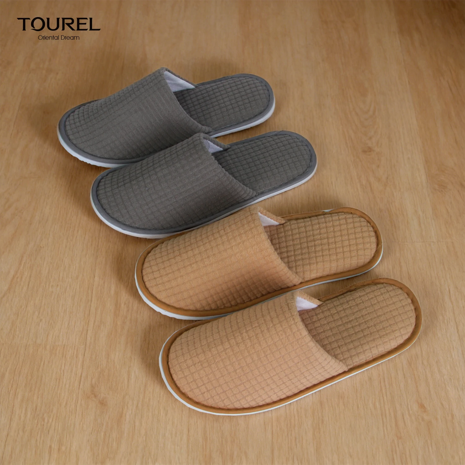 Wholesale Luxury Waffle Fleece Hotel Guest Slippers Reusable Closed Toe Indoor Slipper For Resort Homestay