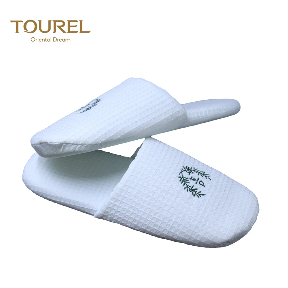 Chaussons en éponge gaufrée à bout fermé Tourel de qualité hôtelière premium avec logo brodé