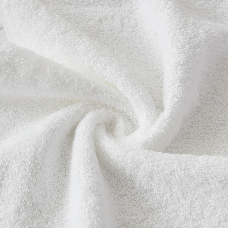 Ensemble de serviettes d'hôtel du fabricant chinois, serviettes compressées blanches bon marché jetables à séchage rapide