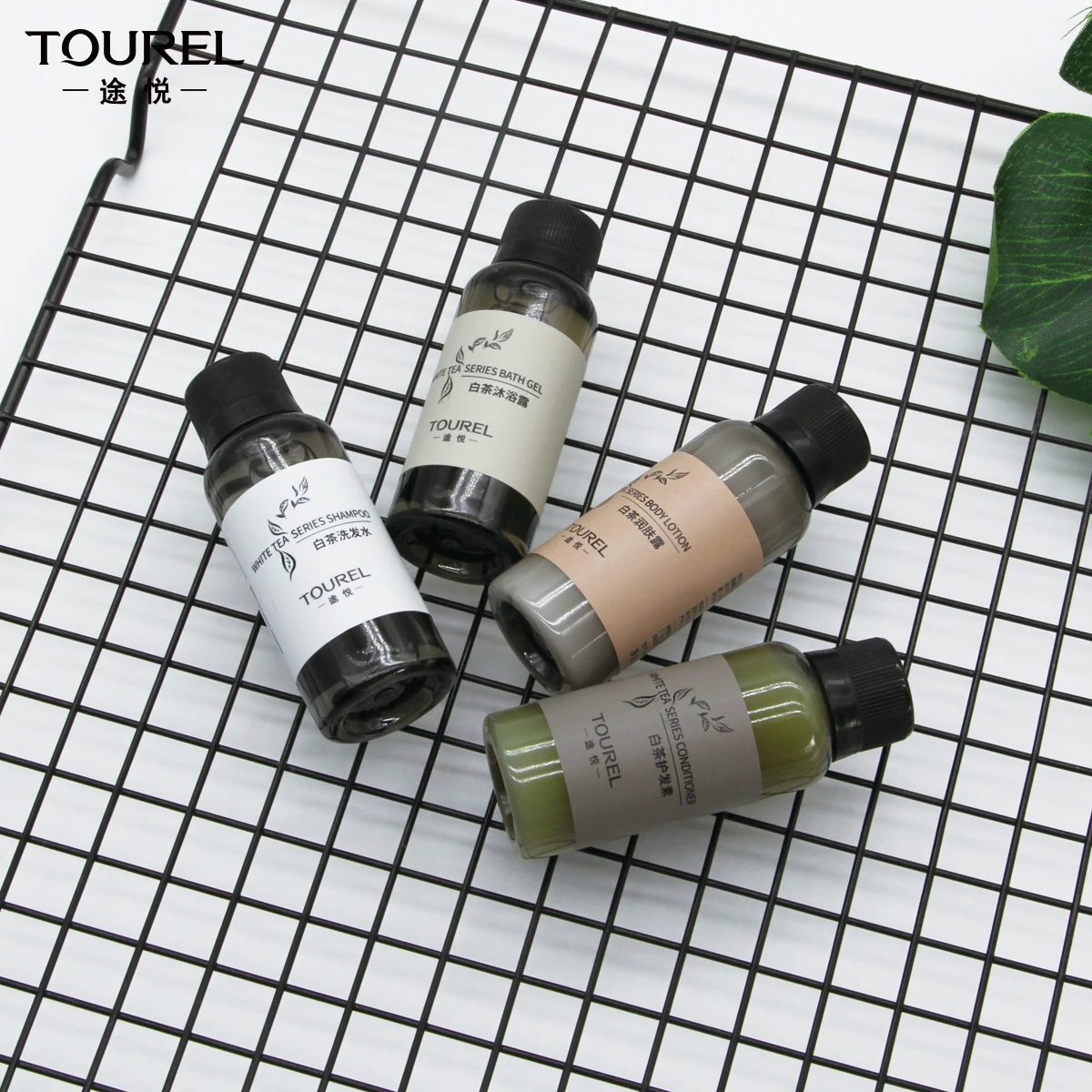 New Arrival Hotel Toiletries Green Tea Hotel Bottles Shampoo / Bath Gel / Conditioner / Body Lotion 30ml
